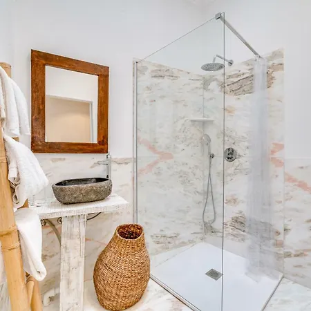 Bed & Breakfast Garam Lisbon