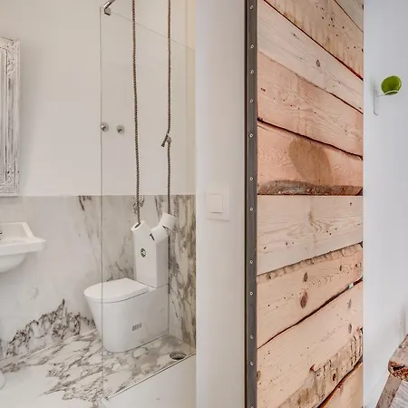 Bed and Breakfast Garam 4*