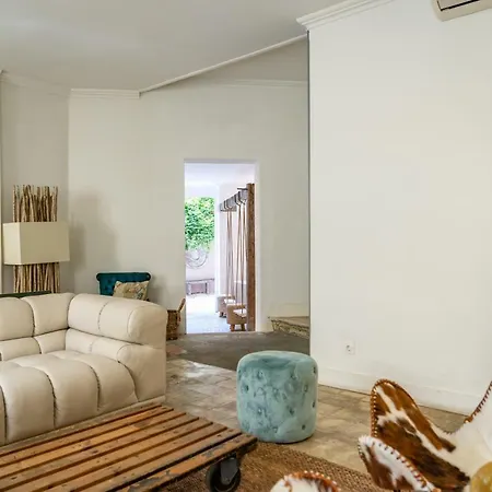 Alojamento de Acomodação e Pequeno-almoço Garam